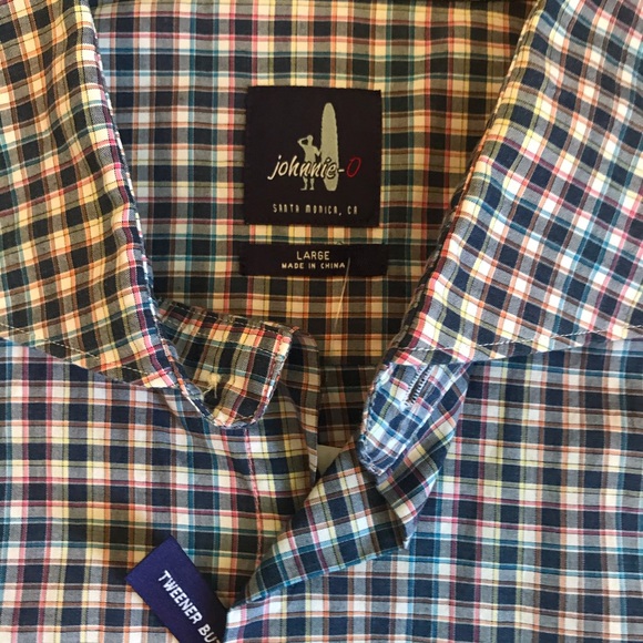 Johnnie O Wayne Long Sleeve Button Up Large NWT - Picture 2 of 5